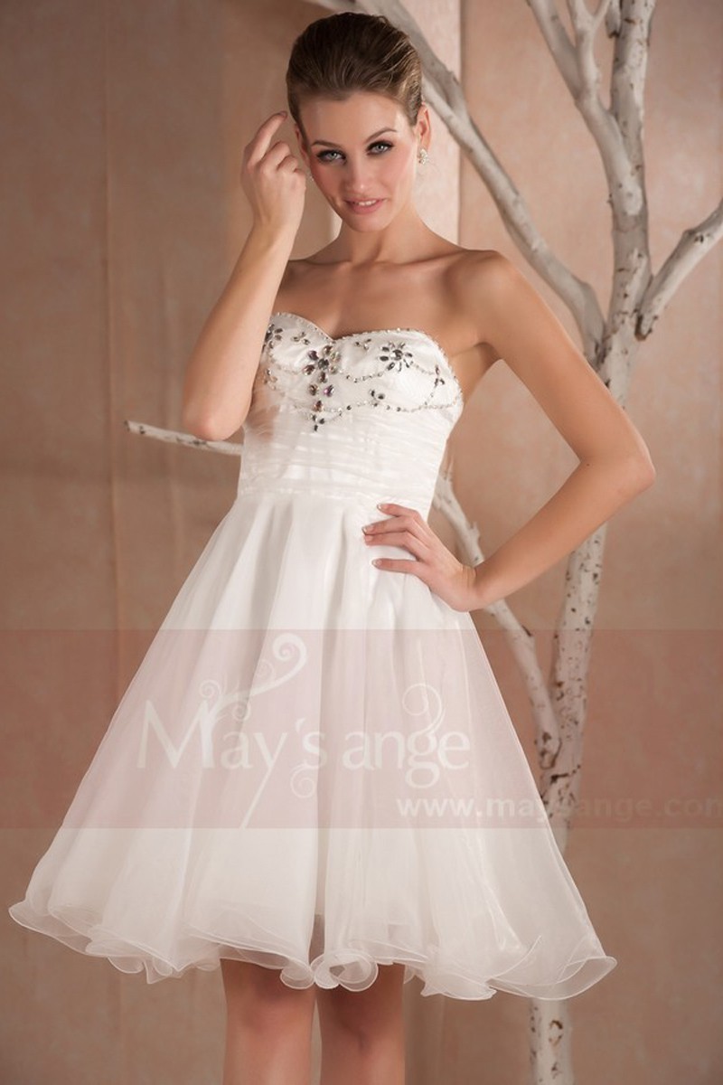 WHITE EVENING DRESS NECKLINE WITH CRYSTAL BEADS